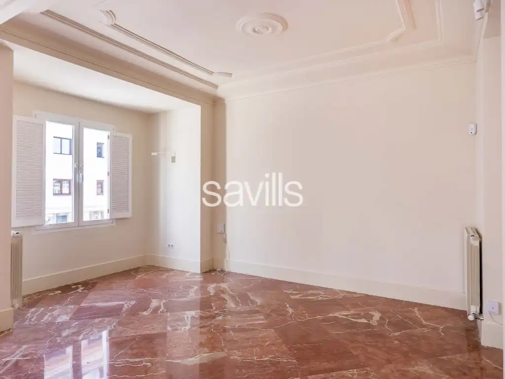 Bedroom of Apartments for sale in Sevilla