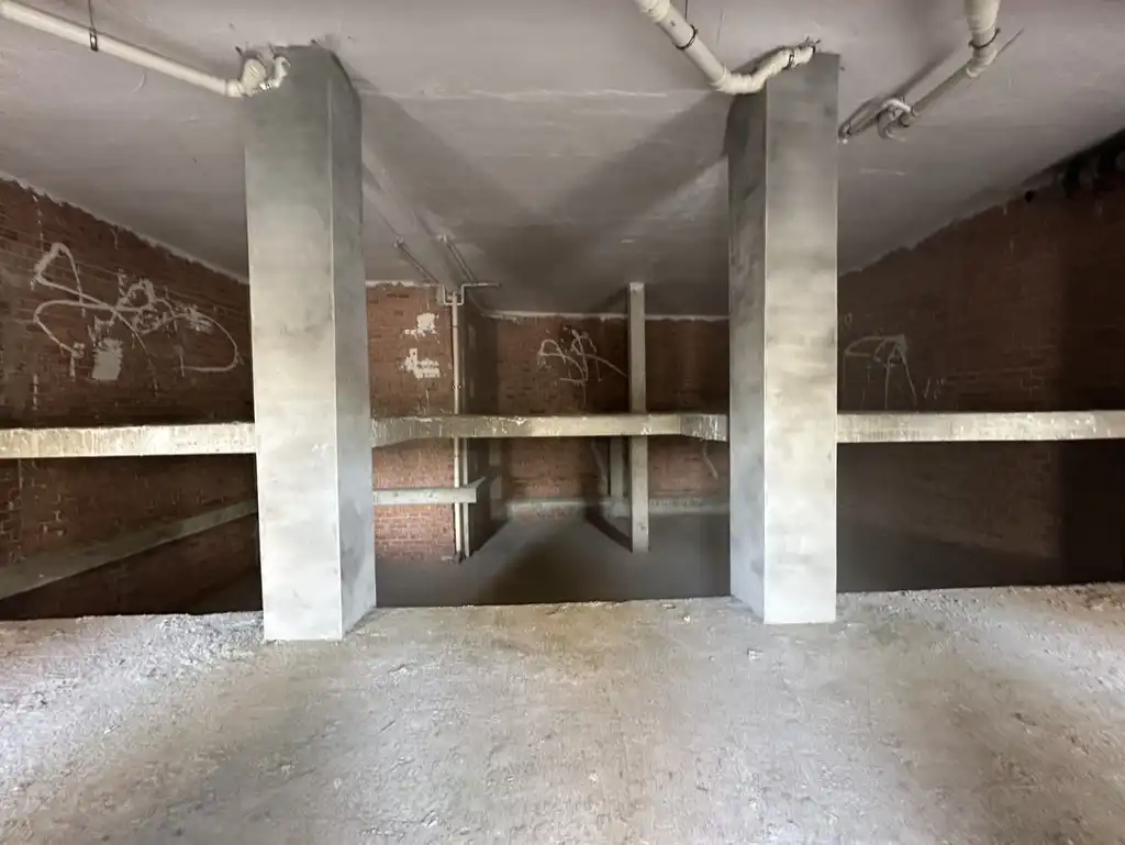 Local comercial en venda a Casco Antiguo