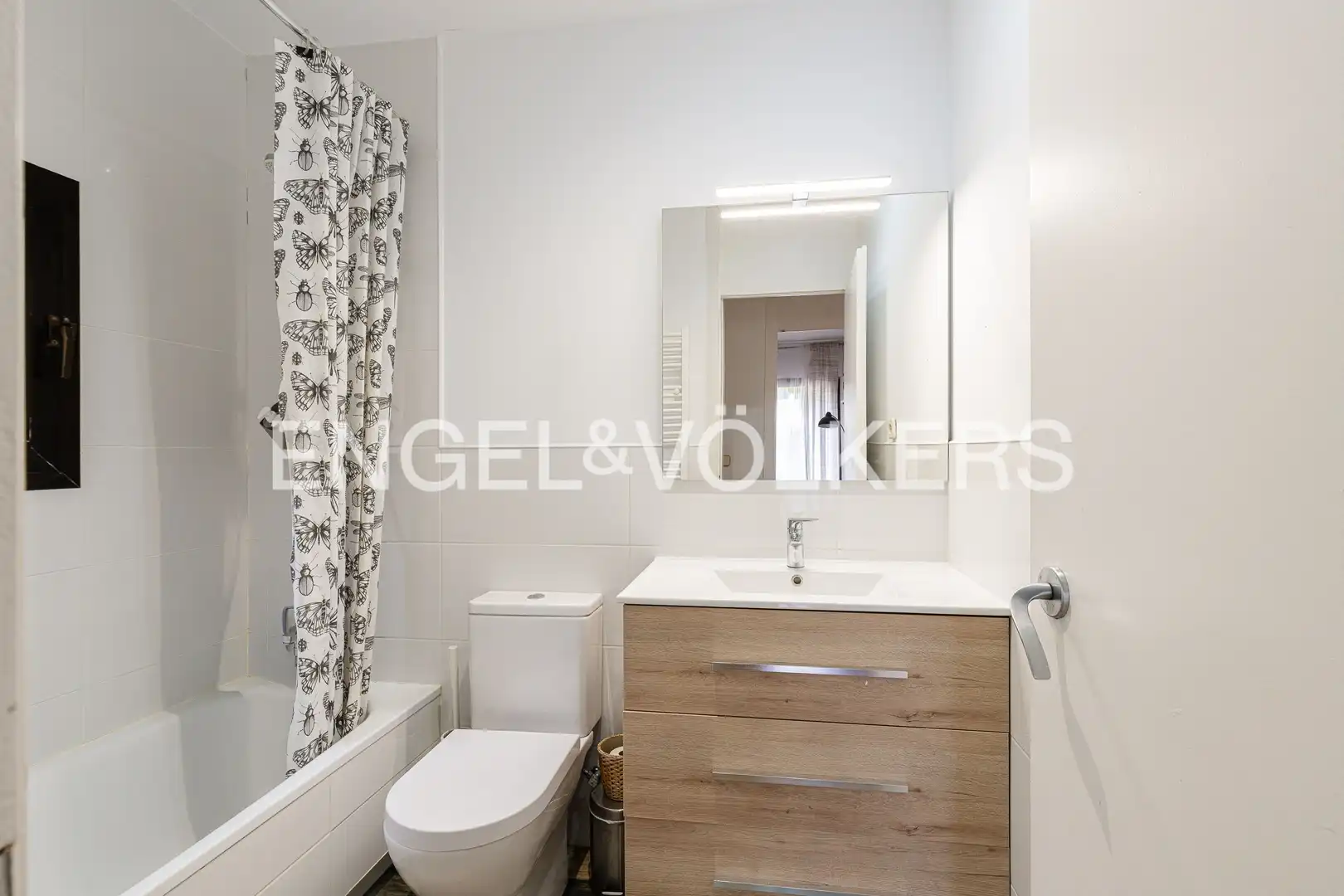 Bathroom of Detached homes for sale in Torrelodones  with Air Conditioner, Heating and Private garden