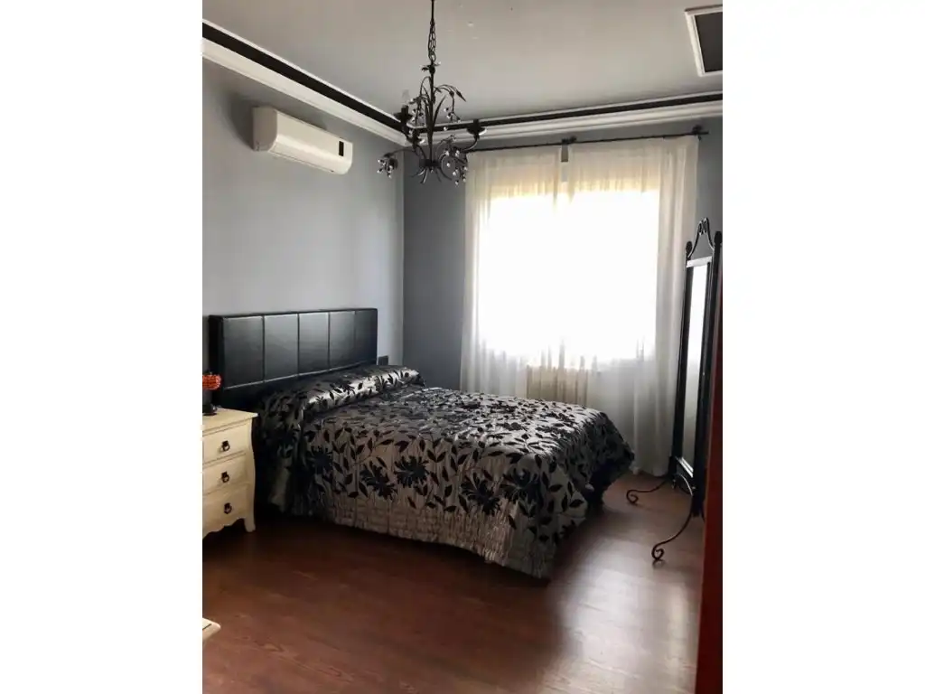 Casa o xalet en venda a PAU 2-600
