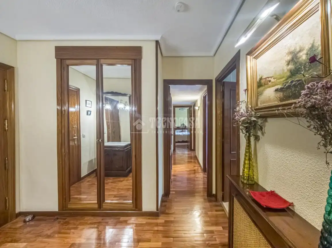 Piso en venta en Madrid con Aire acondicionado, Calefacción y Terraza
