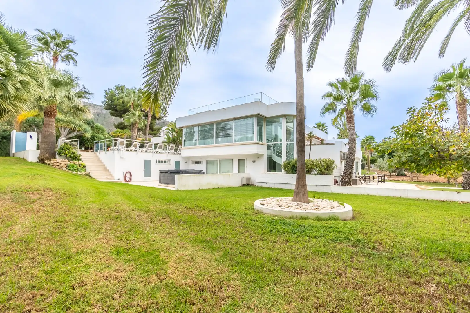 Exterior view of Houses for sale in L'Alfàs del Pi  with Terrace and Swimming Pool