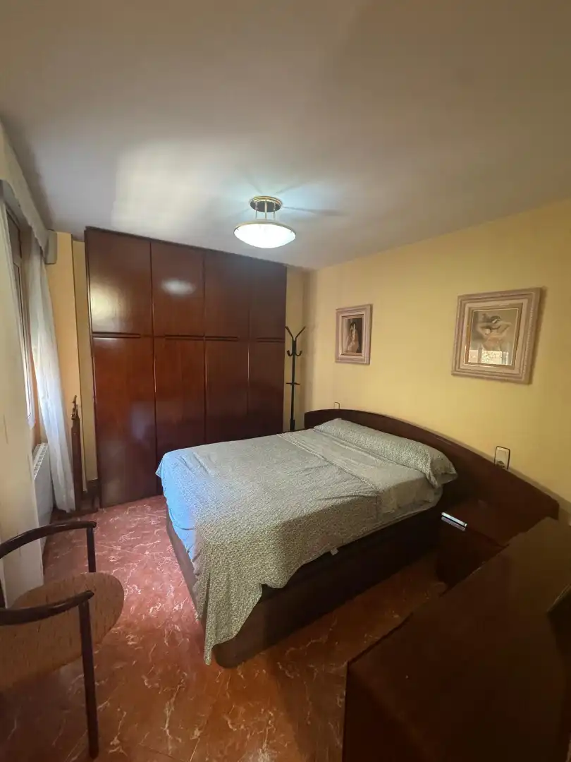 Bedroom of Flat for sale in Salut - Lloreda