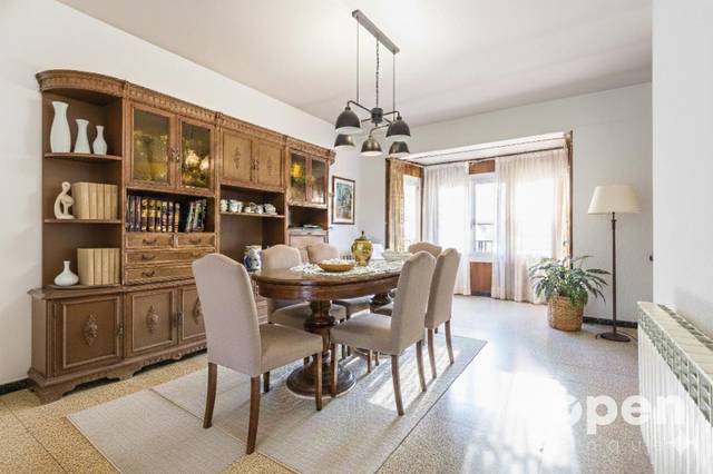 Casa adosada en Venta en Linne, de en La Cogullada
