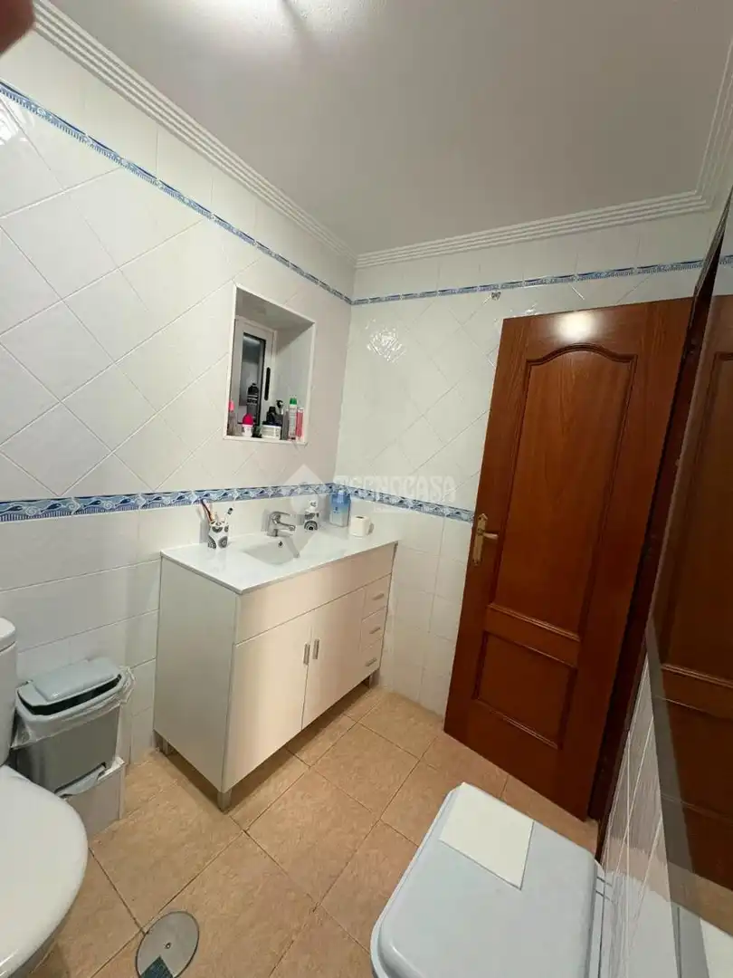 Bathroom of Flat for rent in Isla Cristina  with Air Conditioner, Furnished and Alarm