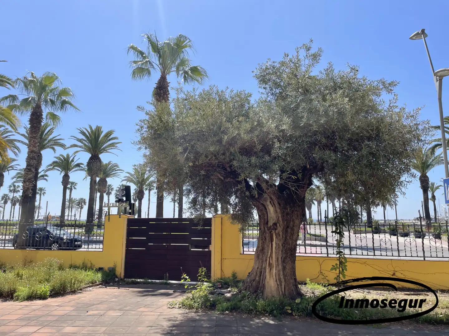 Vista exterior de Casa o xalet en venda en Salou amb Aire condicionat, Jardí privat i Terrassa