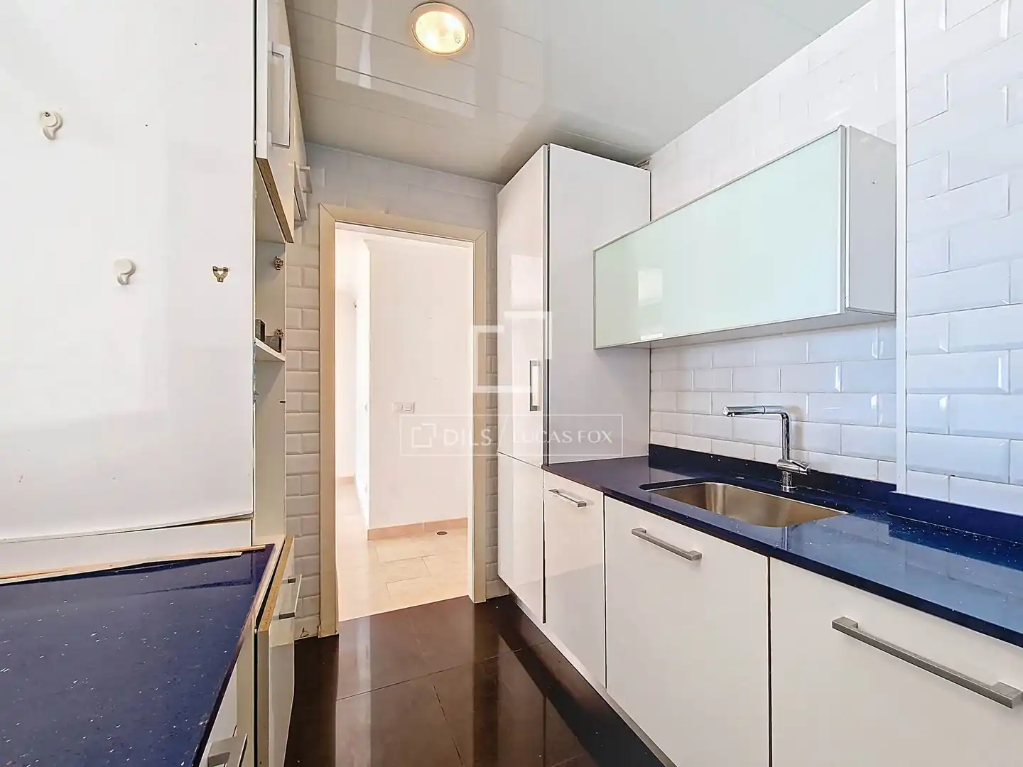 Kitchen of Flat for sale in Vilanova i la Geltrú  with Air Conditioner and Heating