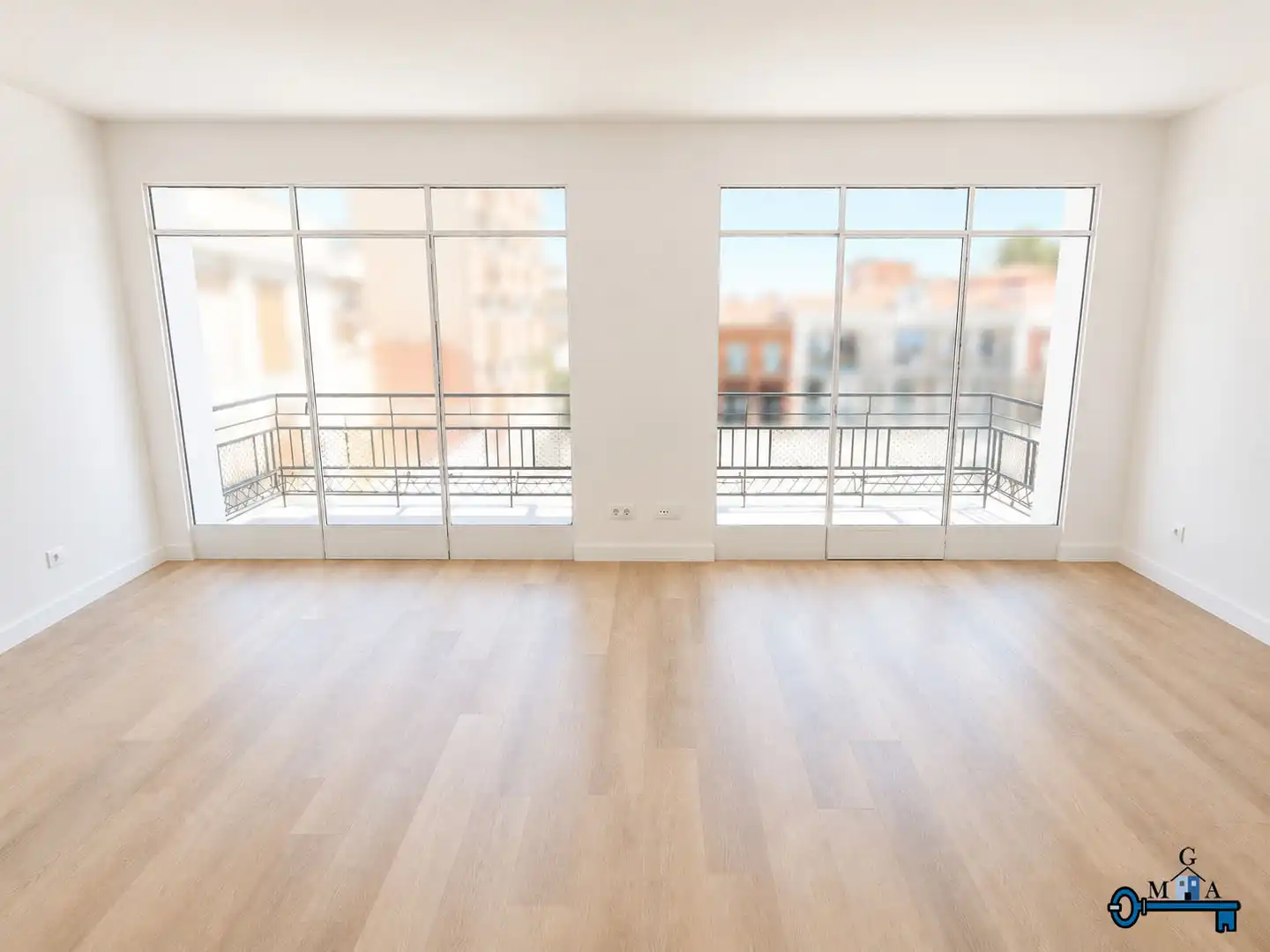 Balcony of Flat for rent in Fuenlabrada  with Air Conditioner, Heating and Parquet flooring