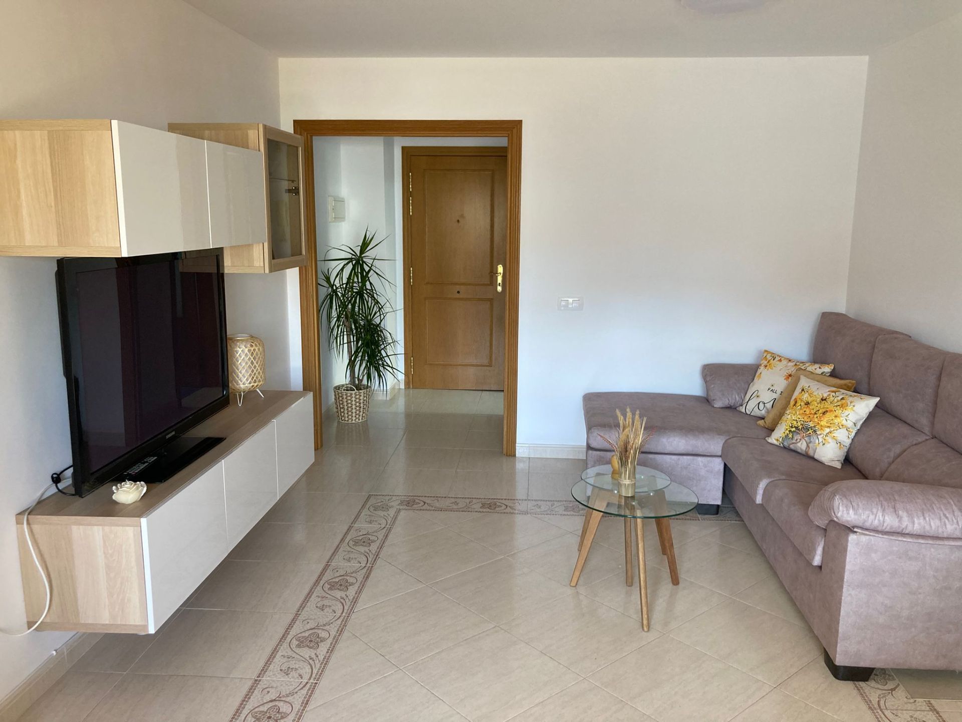 Living room of Flat to rent in Algarrobo  with Air Conditioner, Heating and Terrace