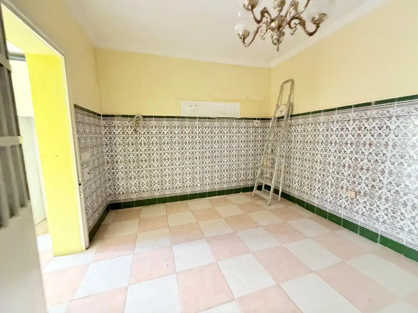 Menjador de Casa o xalet en venda en Bormujos amb Traster