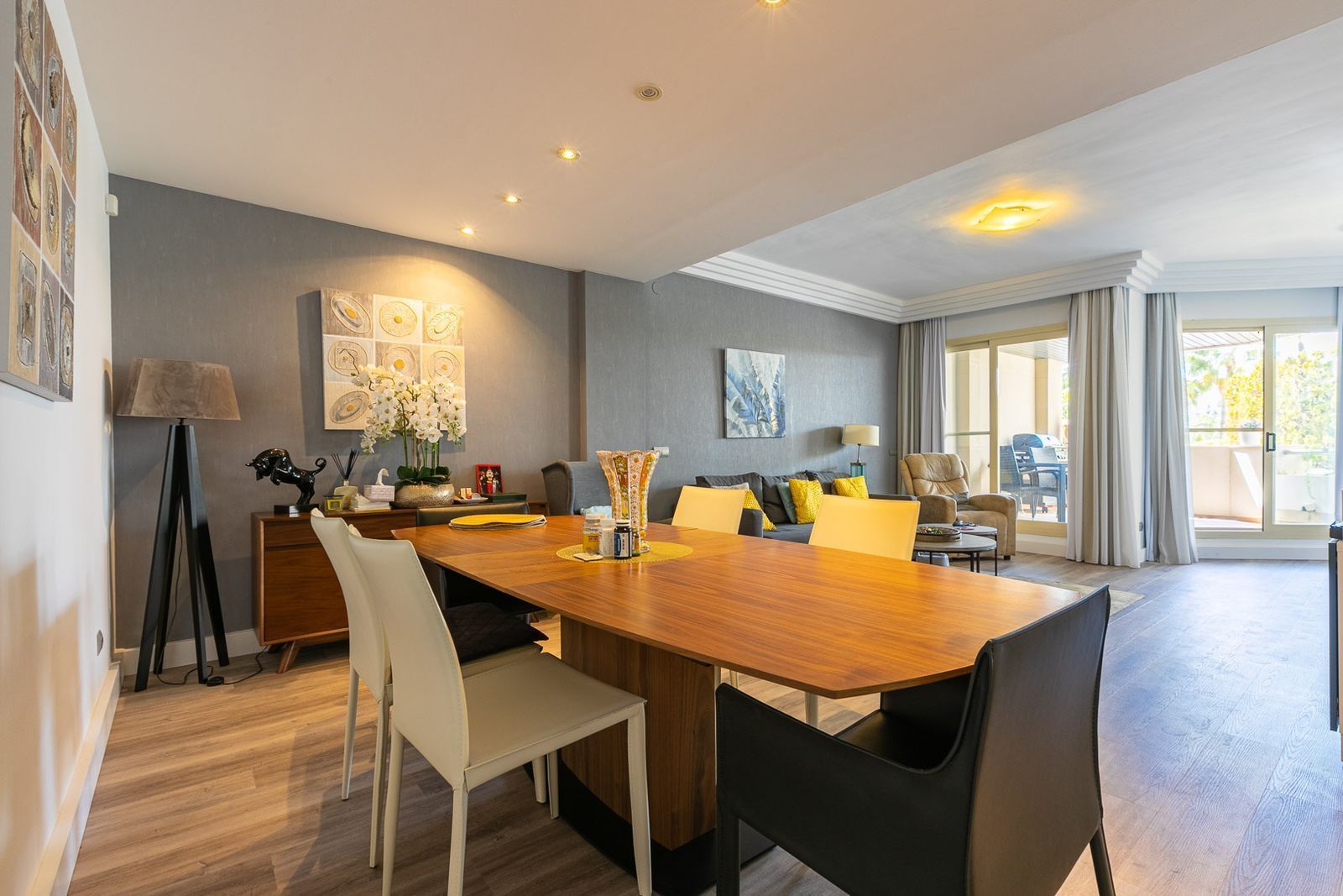 Dining room of Apartment for sale in Marbella  with Air Conditioner, Storage room and Furnished