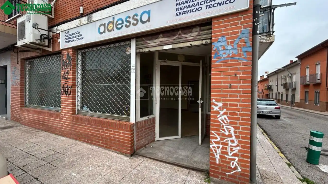 Local comercial en venta en Torrejón de la Calzada, imagen 2