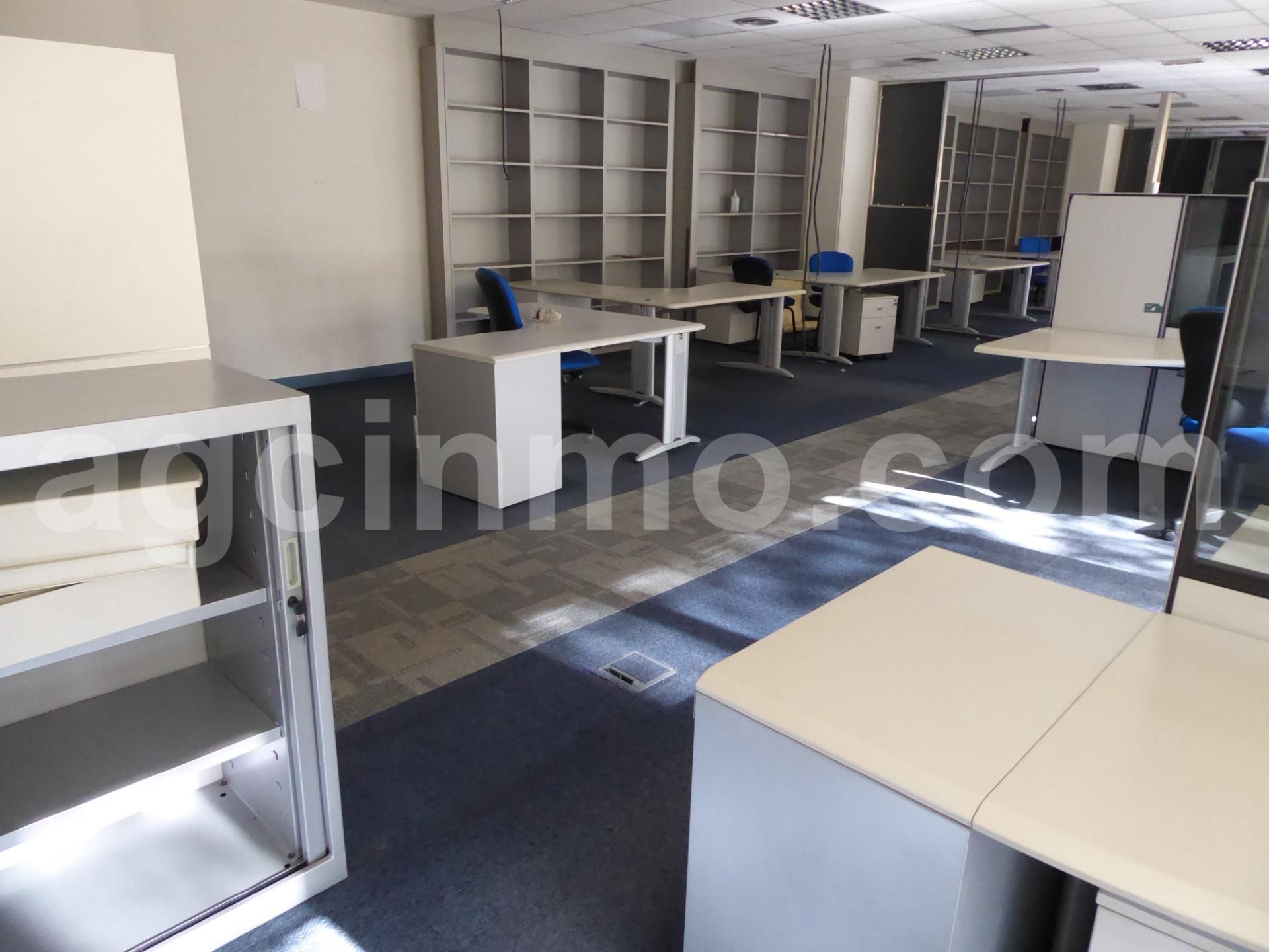 Office to rent in Valladolid Capital  with Air Conditioner, Heating and Storage room