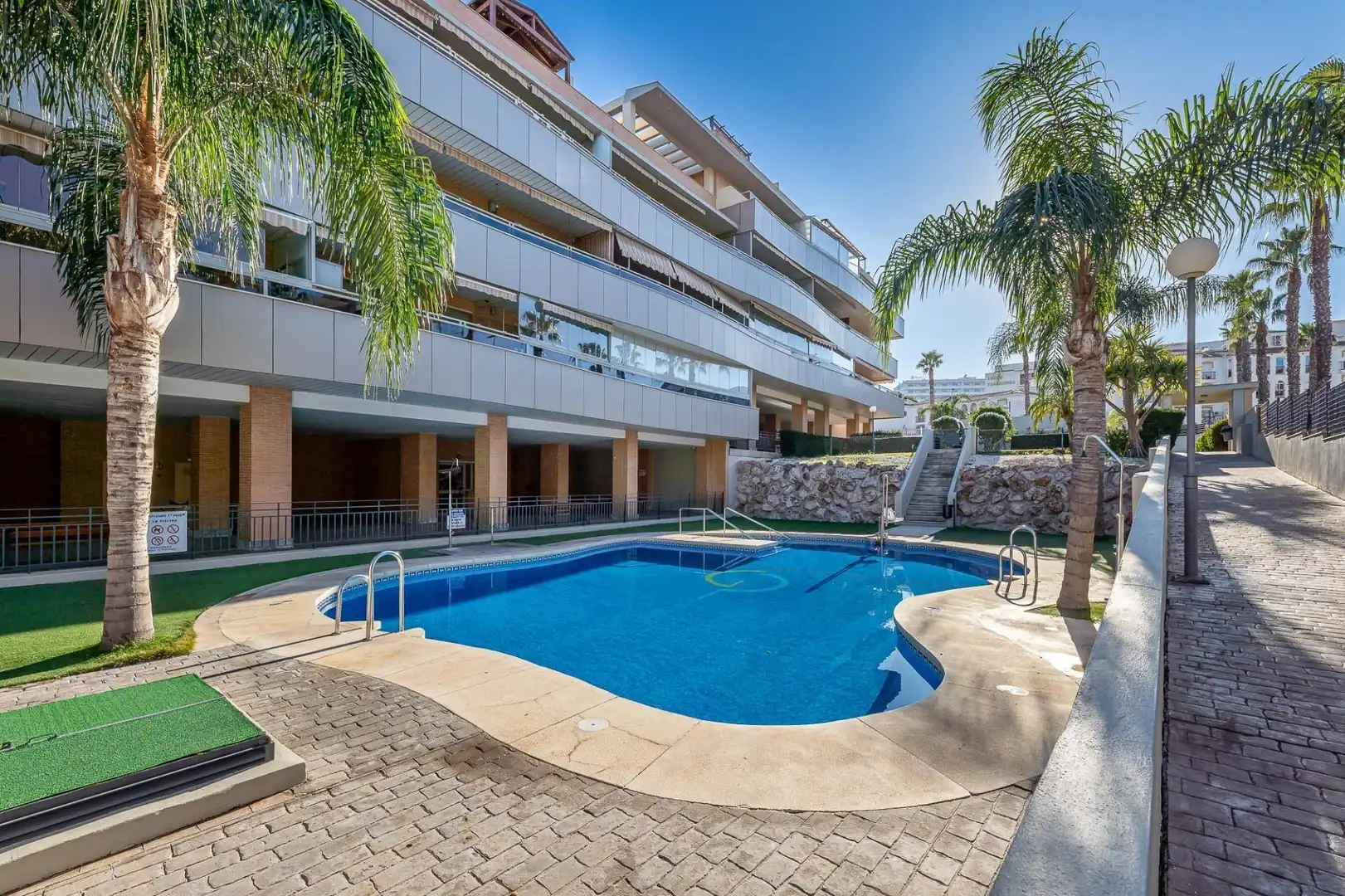Piscina de Àtic en venda en Torremolinos amb Aire condicionat, Calefacció i Terrassa
