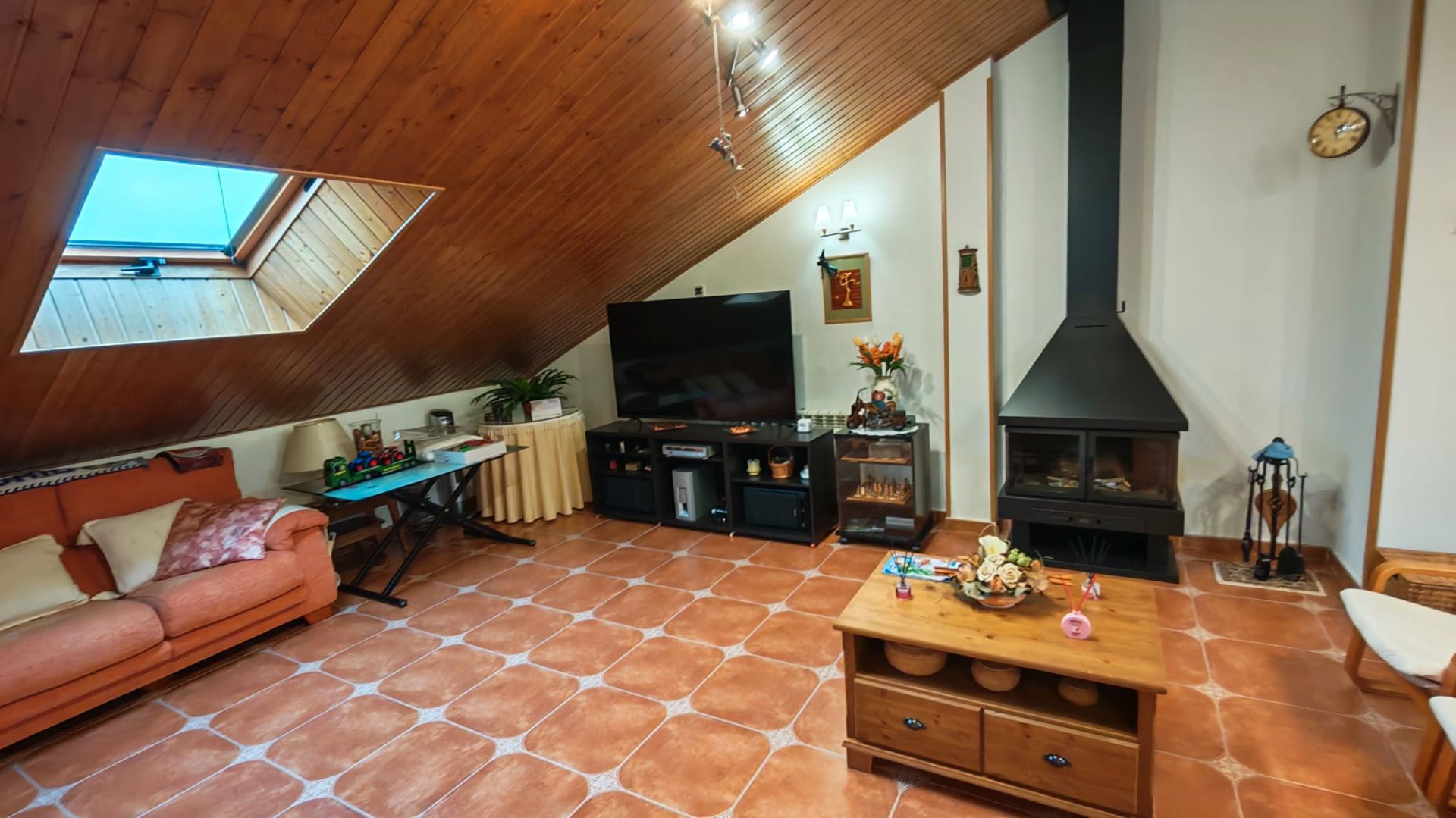 Living room of Houses for sale in Guadalajara Capital  with Air Conditioner, Heating and Community pool