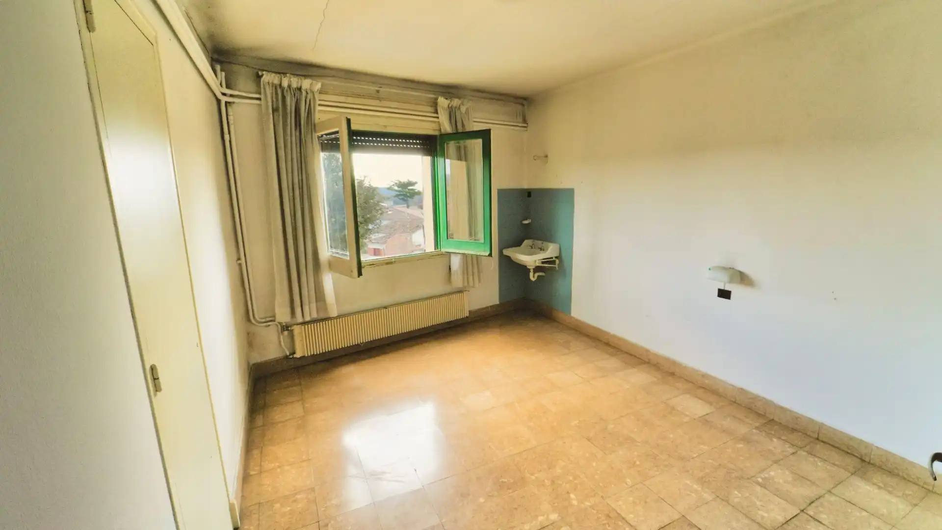 Schlafzimmer von Gebäude zum Verkauf in Castellterçol