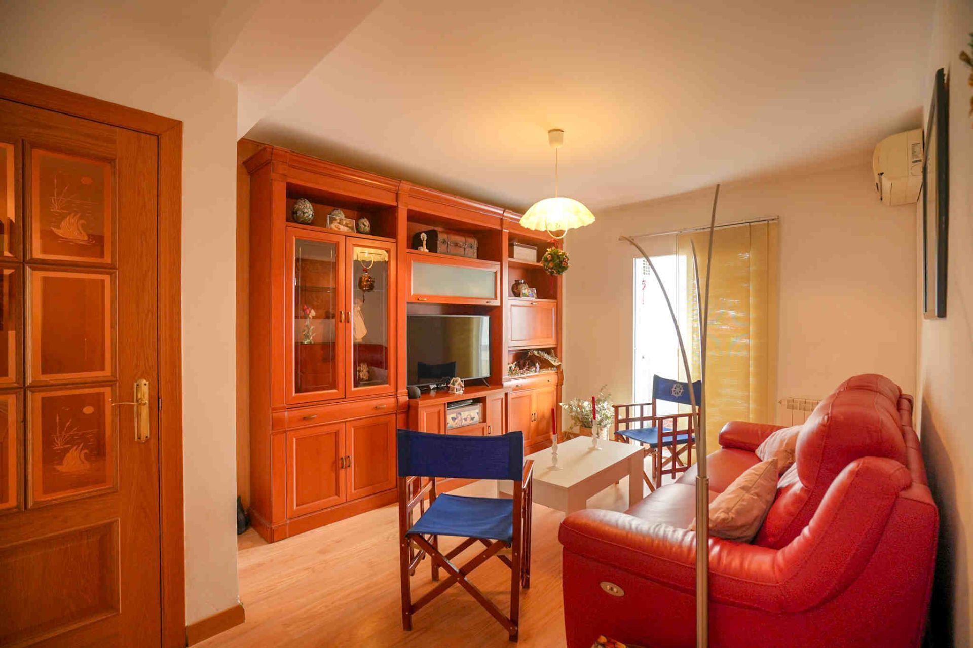 Living room of Flat for sale in Alcorcón  with Air Conditioner, Heating and Terrace