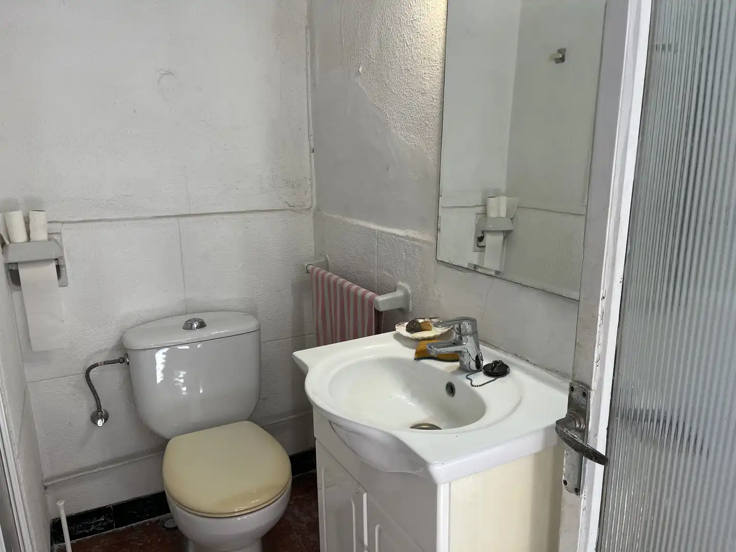 Baño de Finca rústica en venta en Esparreguera con Terraza, Trastero y Balcón
