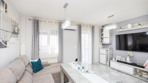 Foto 5 de Casa adosada en venta en Avenida de la Libertad, Barrio de la Vega, Monachil
