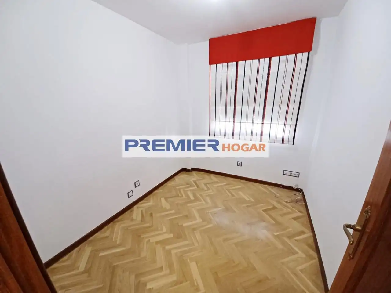 Flat for sale in Coslada  with Heating, Parquet flooring and Terrace