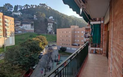 Außenansicht von Wohnung zum verkauf in Vallirana mit Terrasse