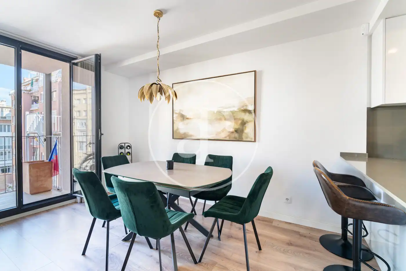 Esszimmer von Dachboden zur Miete in Barcelona mit Klimaanlage, Heizung und Terrasse