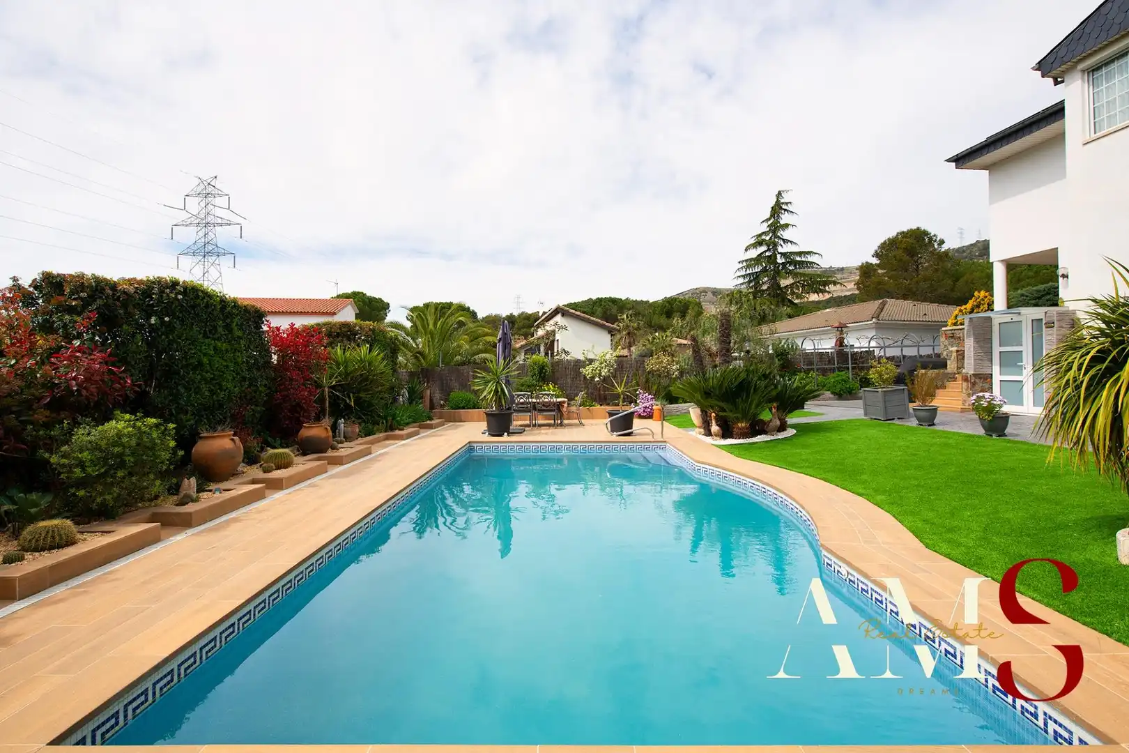 Detached house with terrace for sale in Carrer SIL, imagen 2