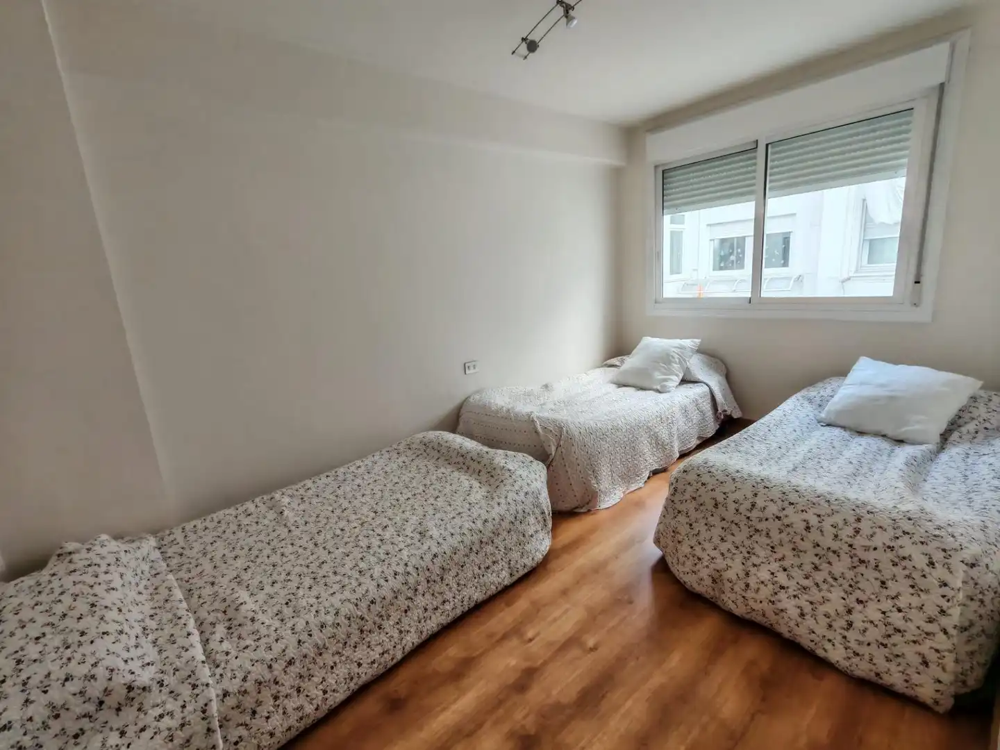 Habitación de Piso en venta en Vigo  con Trastero