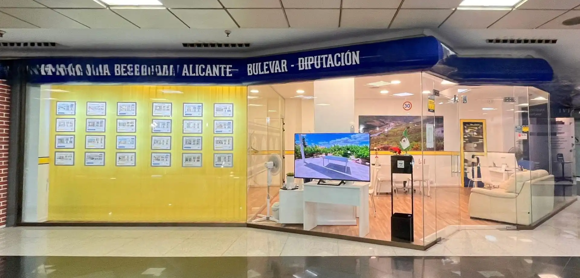 Oficina en venta en Alicante / Alacant con Aire acondicionado
