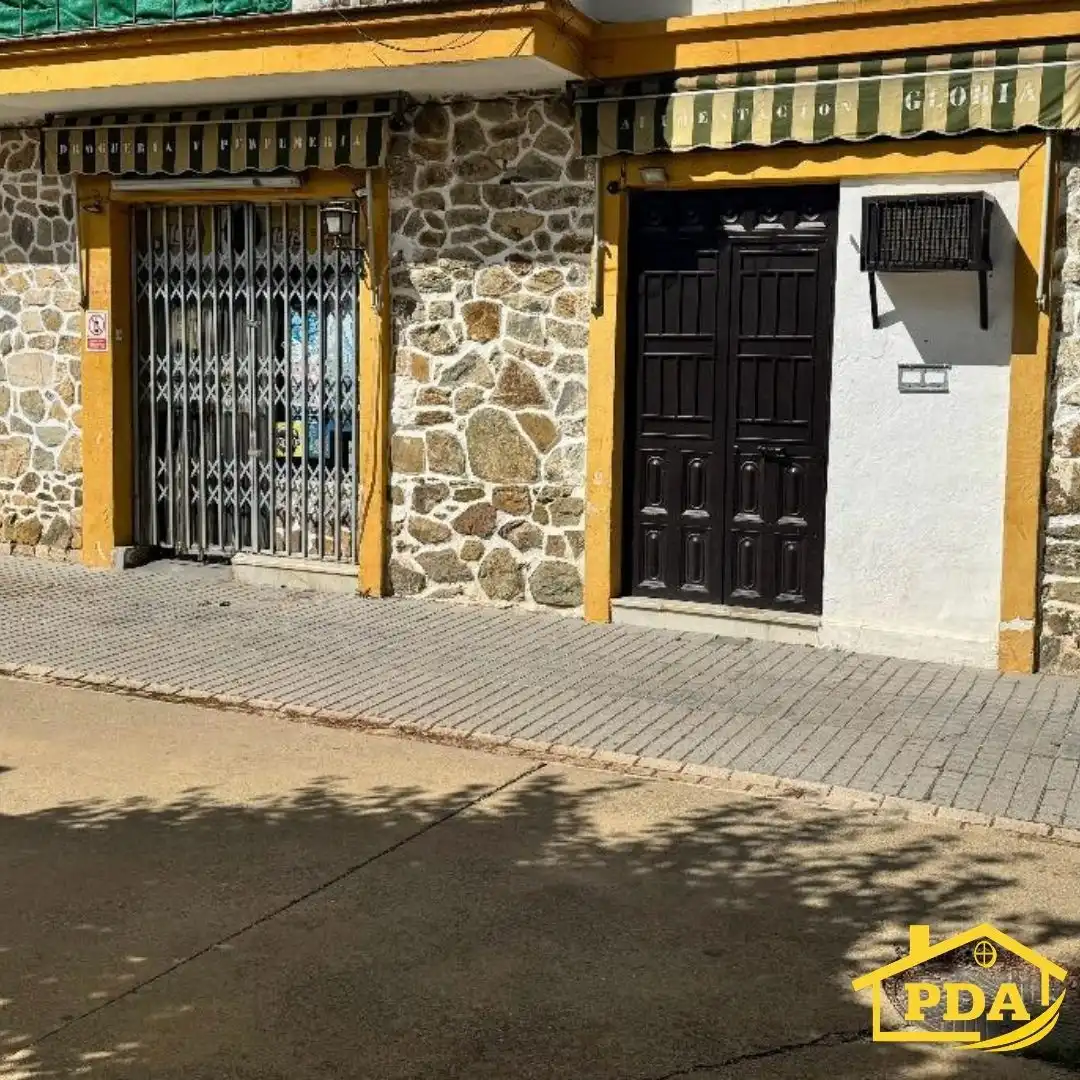 Business premises for sale in Palma del Río, imagen 3