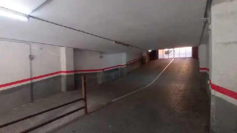 Individual en alquiler en El Poble Sec, imagen 2