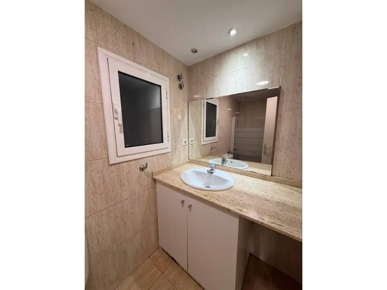 Flat with terrace for sale in Paseo Mossèn Jacint Verdaguer, imagen 9
