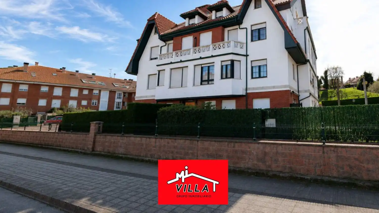 Vista exterior de Piso en venta en Bárcena de Cicero con Calefacción, Trastero y Amueblado