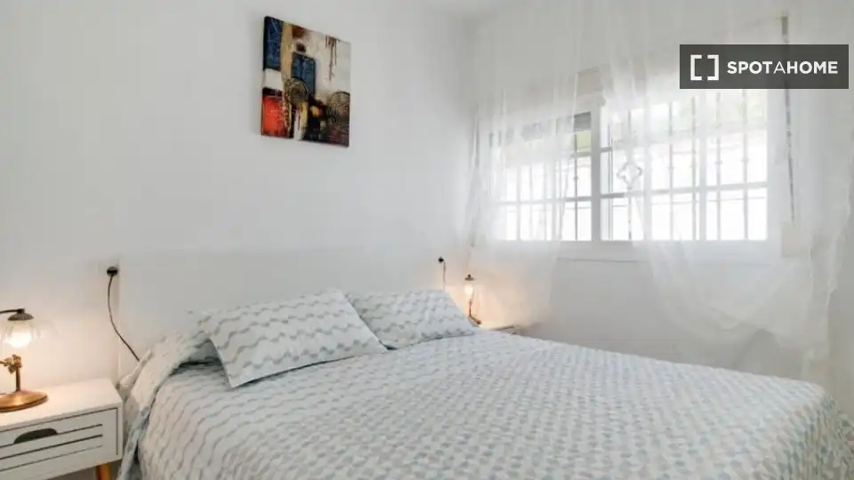 Room in Roche