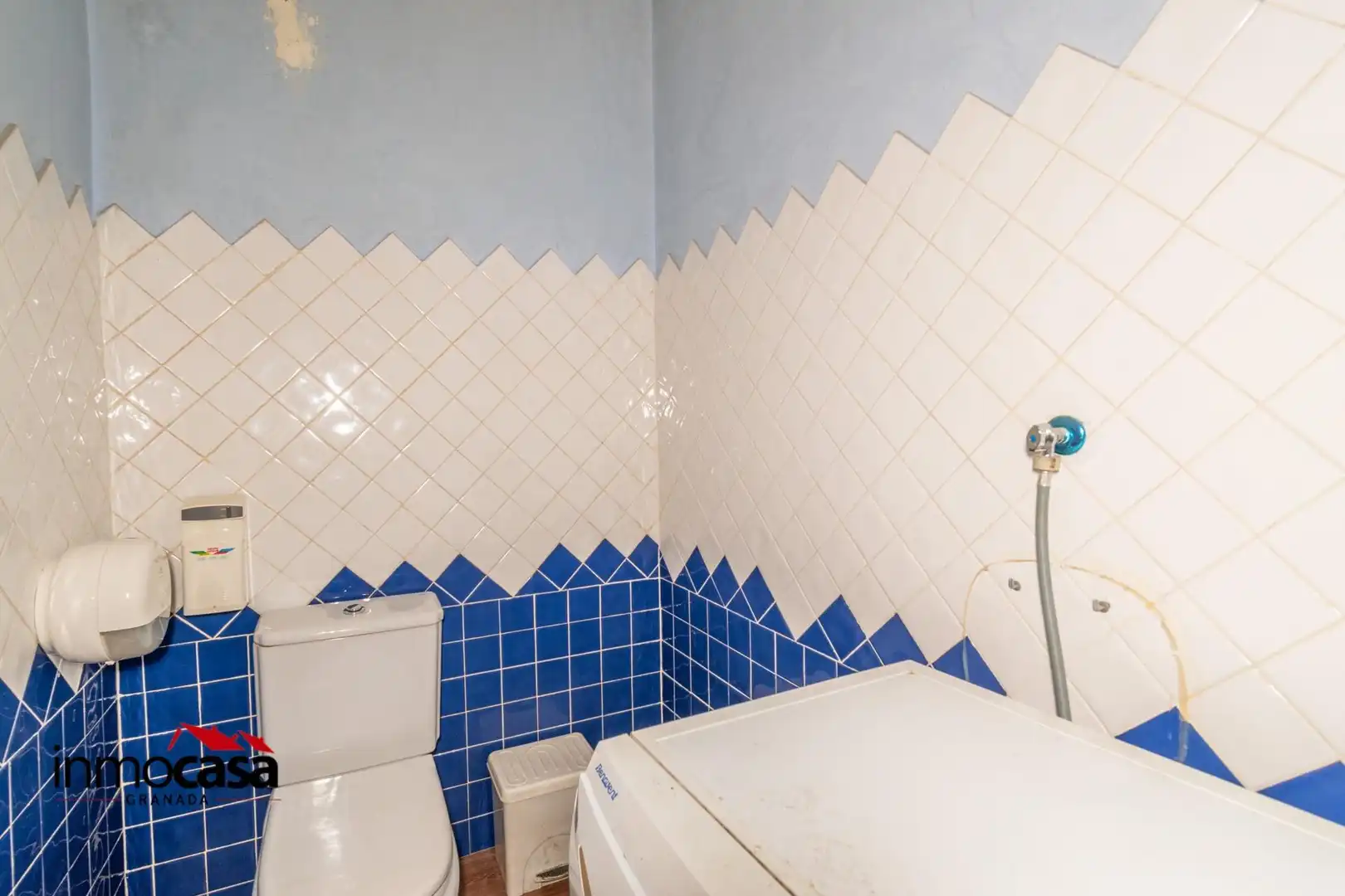 Badezimmer von Fabrikhallen zur Miete in Ogíjares mit Heizung