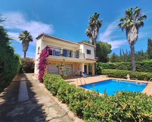 Vista exterior de Casa o xalet en venda en Calonge amb Aire condicionat, Calefacció i Jardí privat