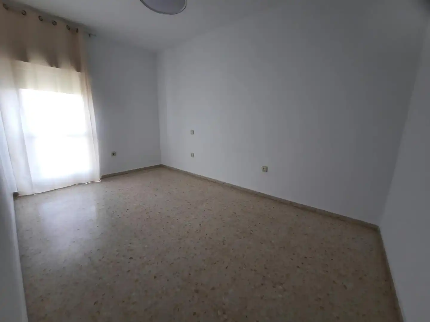 Habitación de Apartamento de alquiler en Ciudad Jardín