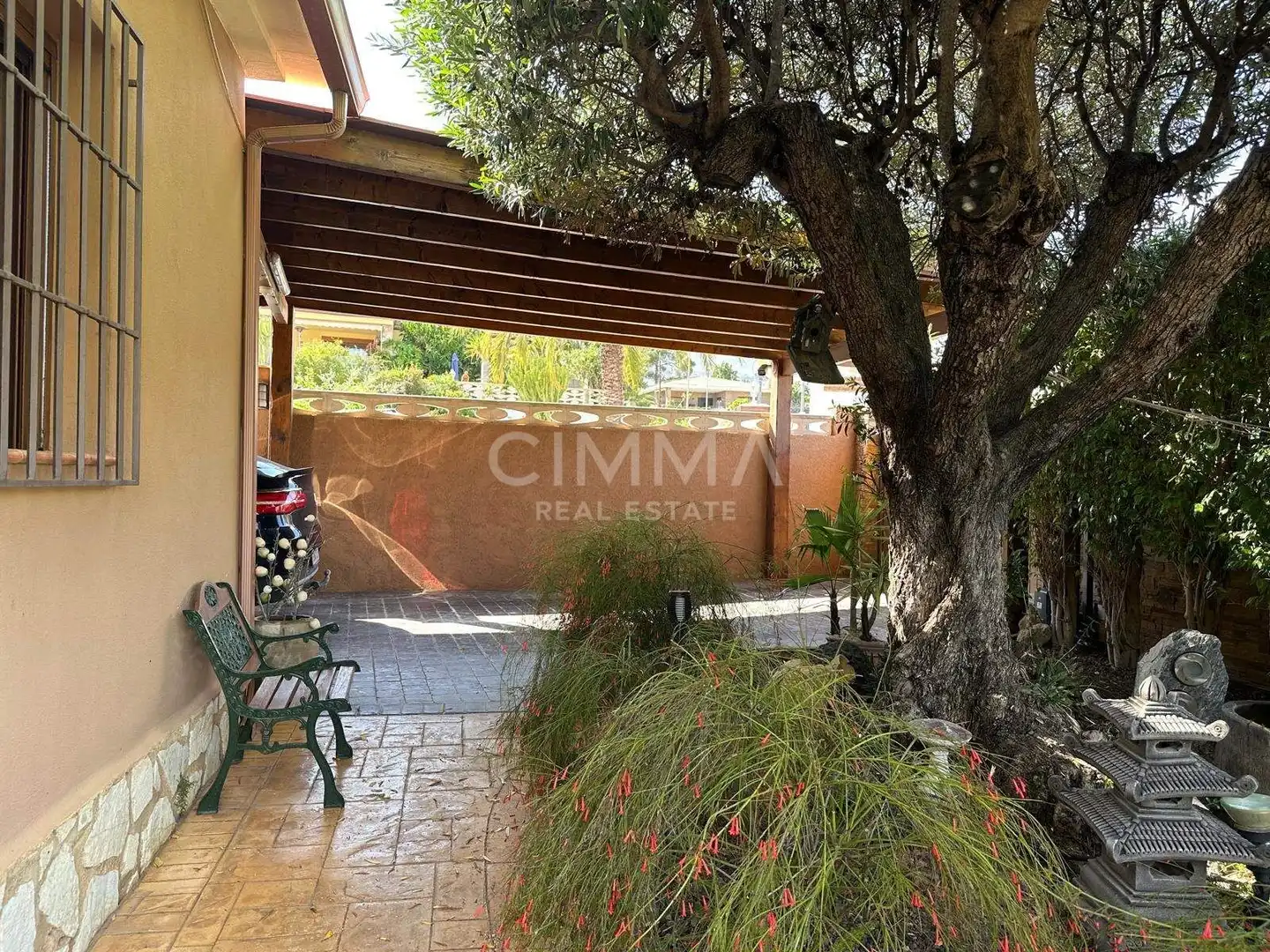 Vista exterior de Casa o chalet en venta en La Nucia con Aire acondicionado, Calefacción y Jardín privado