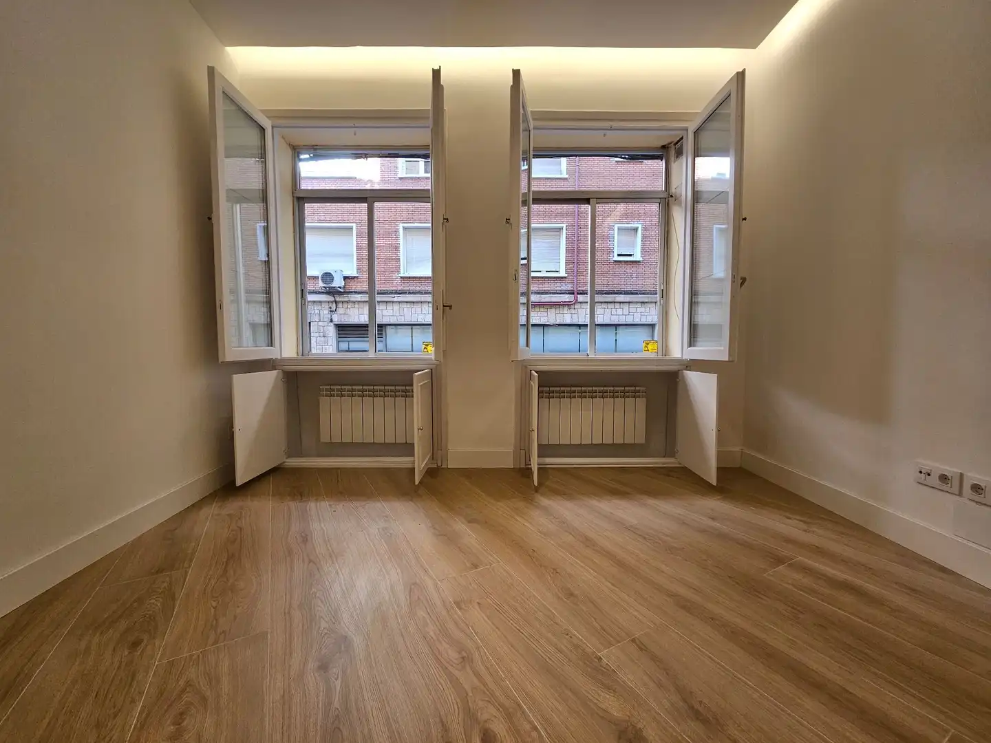 Habitación de Piso de alquiler en Madrid con Aire acondicionado y Calefacción