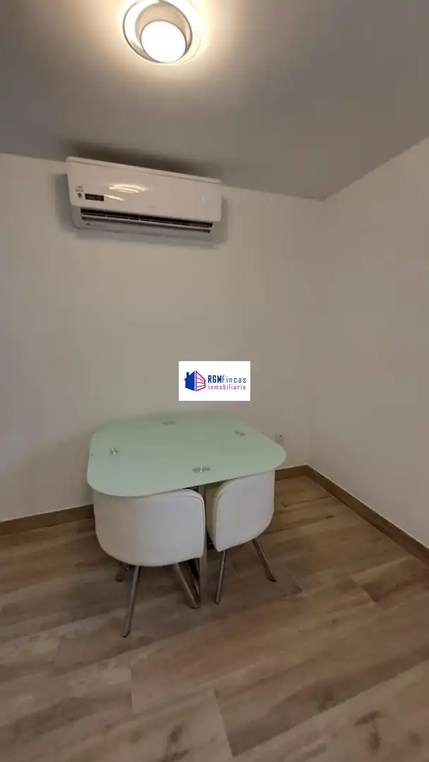 Comedor de Piso de alquiler en Sevilla con Aire acondicionado