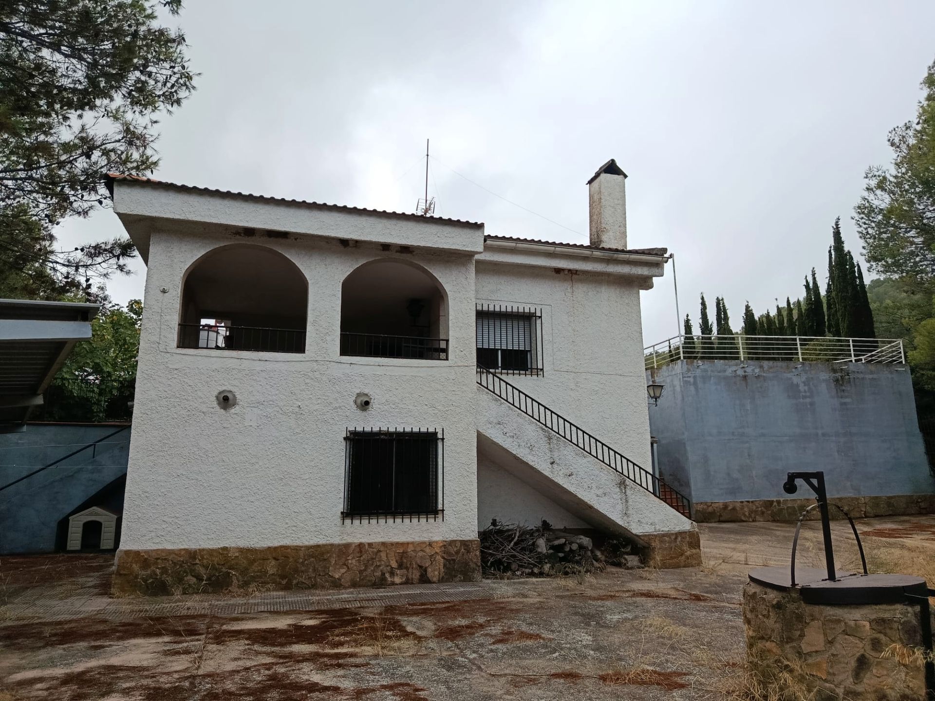 Vista exterior de Casa o xalet en venda en Buñol amb Jardí privat, Terrassa i Traster