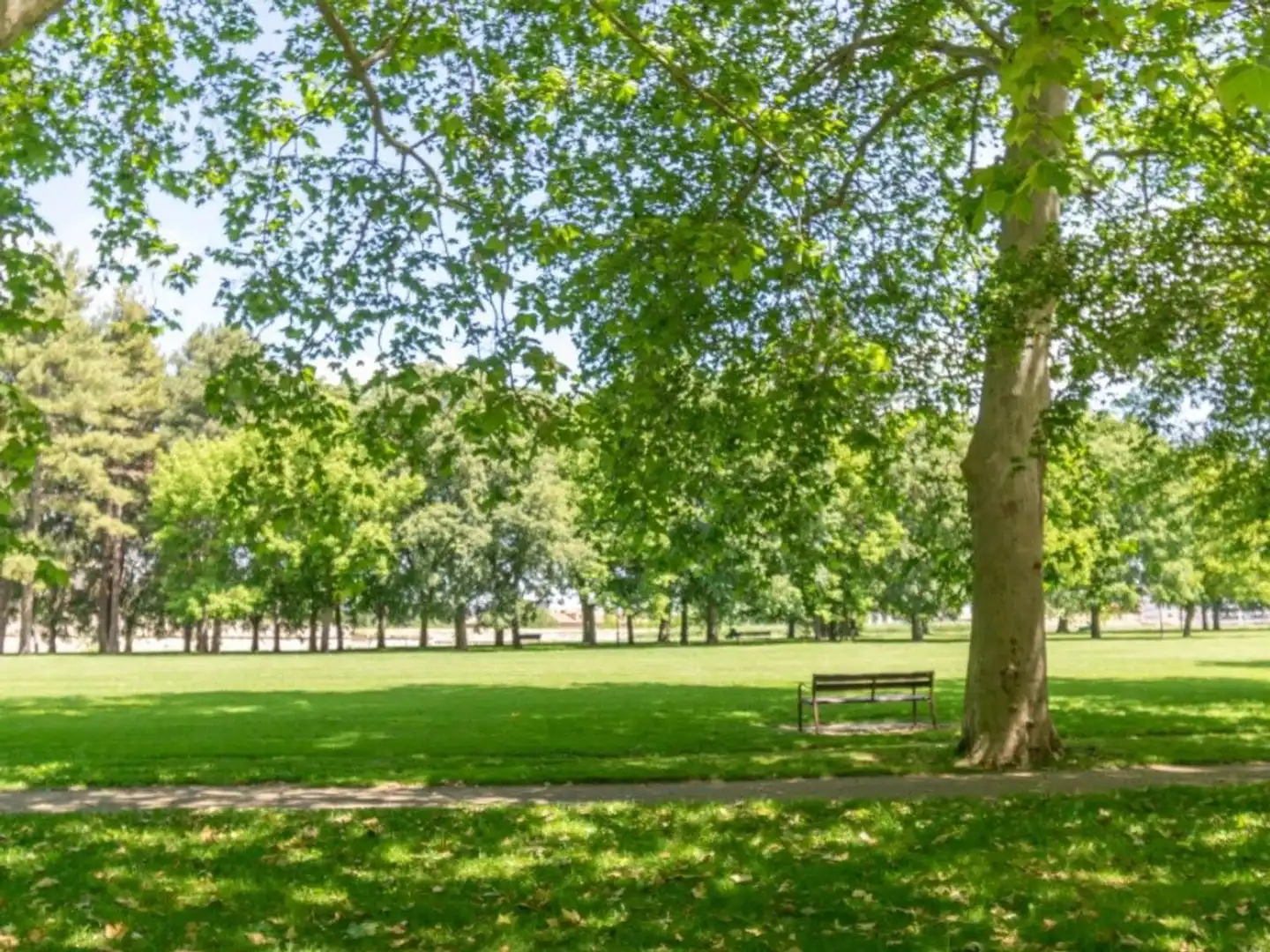Vista exterior de Piso en venta en  Pamplona / Iruña con Calefacción