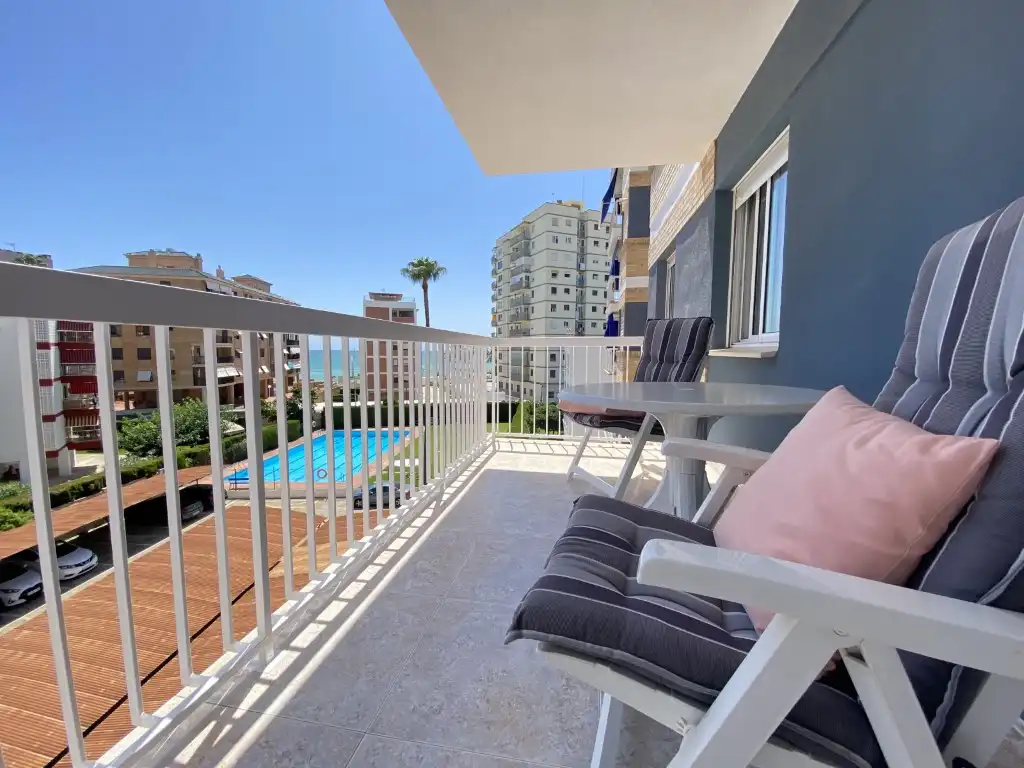 Apartment mit Pool zur Miete in Calle Sigalero