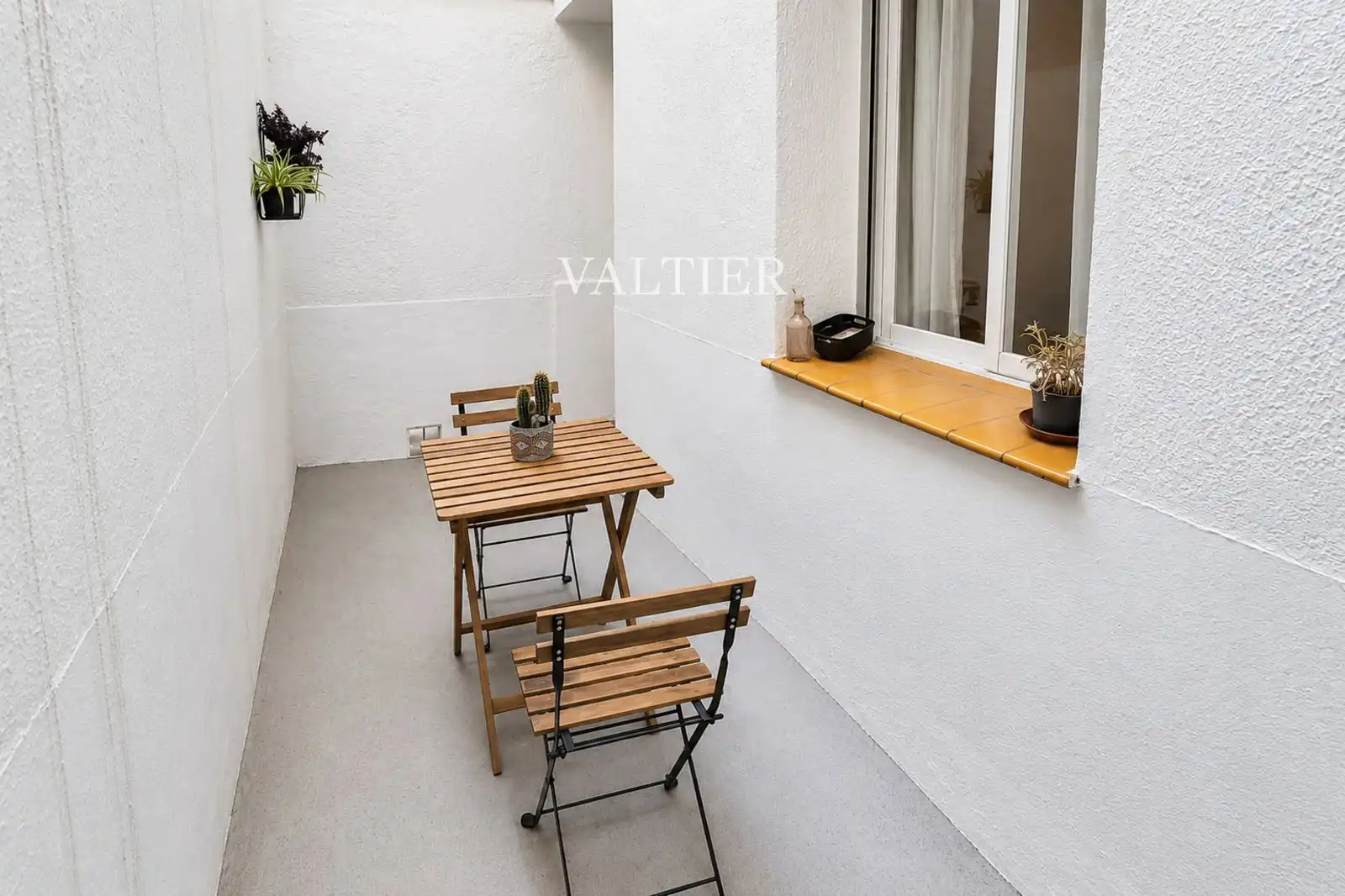 Balcony of Flat for sale in Madrid  with Heating, Terrace and Furnished