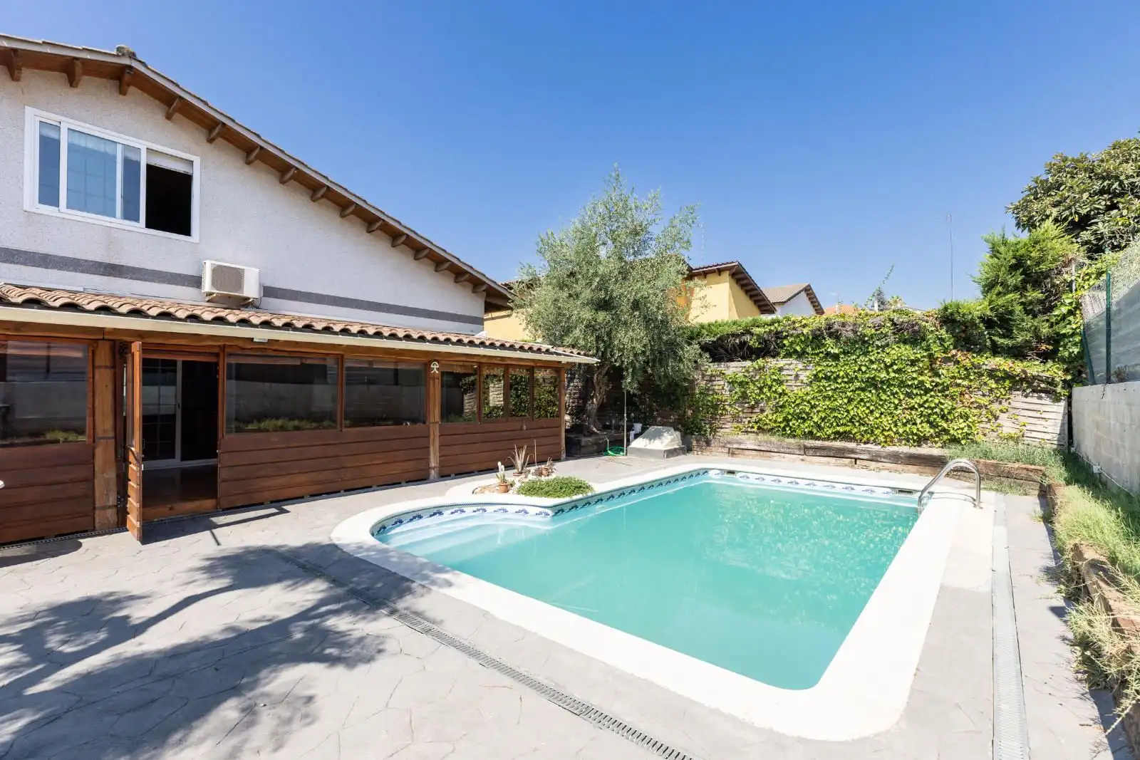 Piscina de Casa o xalet en venda en Lliçà d'Amunt amb Aire condicionat, Calefacció i Jardí privat