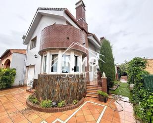 Vista exterior de Casa o xalet en venda en Vilamalla amb Aire condicionat, Terrassa i Piscina