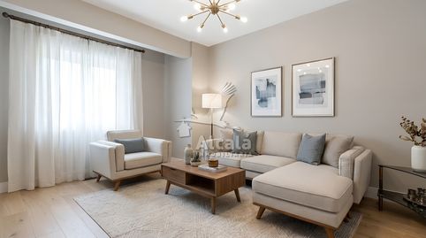 Foto 3 de Piso en venta en Estación - Parque O'Donnell, Alcalá de Henares