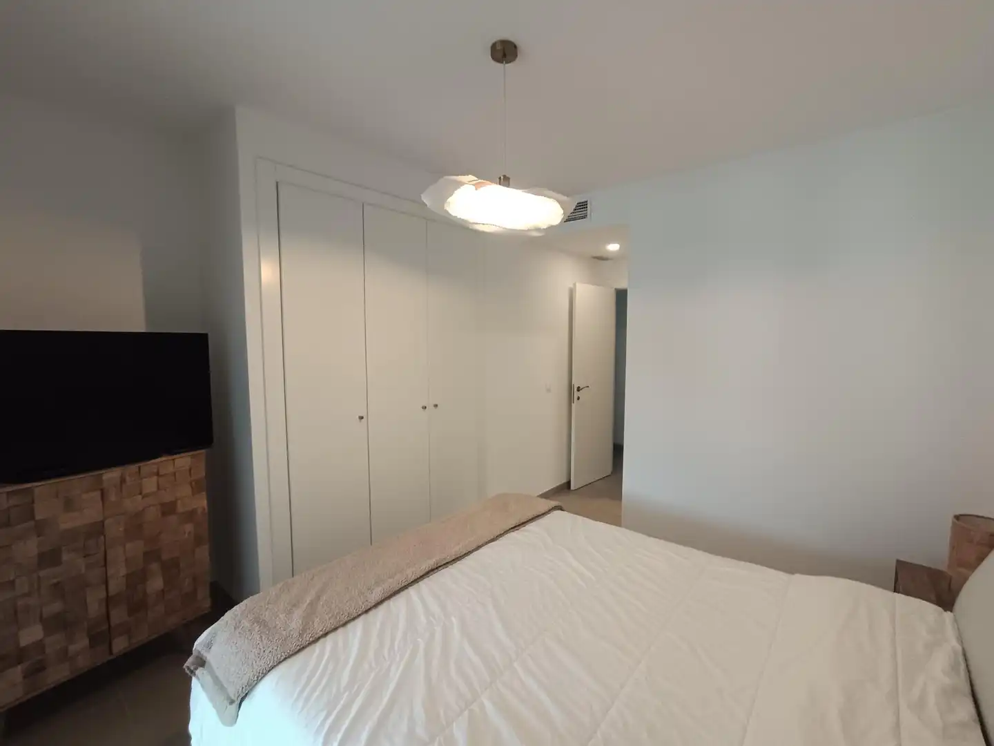 Habitación de Piso en venta en Málaga con Jardín privado, Terraza y Piscina comunitaria