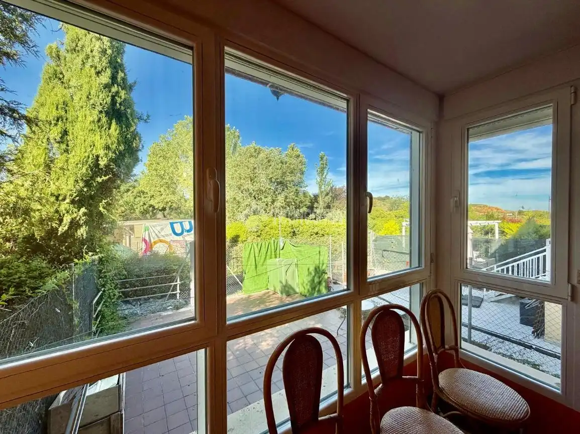 Casa adosada en venta en Fuensaldaña con Aire acondicionado y Alarma