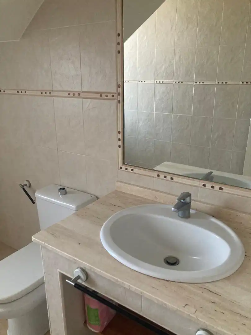 Baño de Casa o chalet de alquiler en Córdoba con Aire acondicionado, Calefacción y Jardín privado
